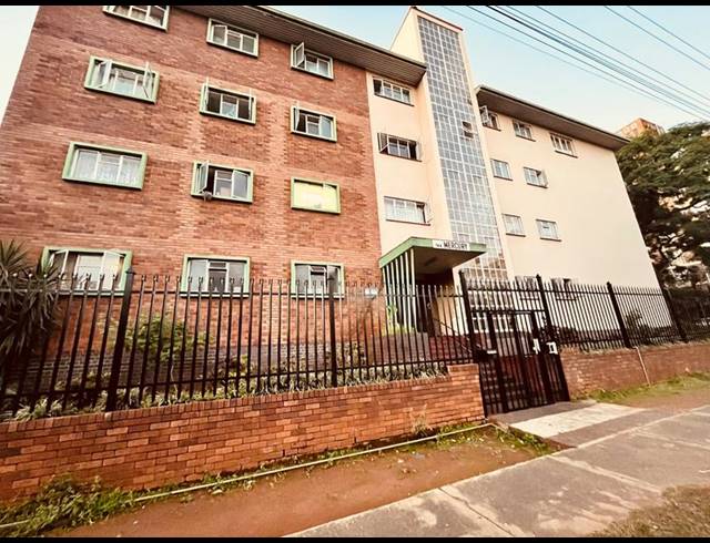 3 BEDROOM APARTMENT FOR SALE IN ARCADIA